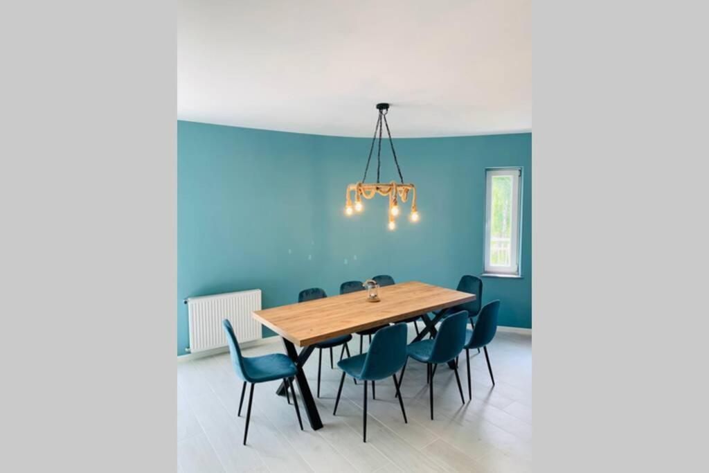 Uroczy Apartament Z Basenem I Kortem Tenisowym Pobierowo Extérieur photo